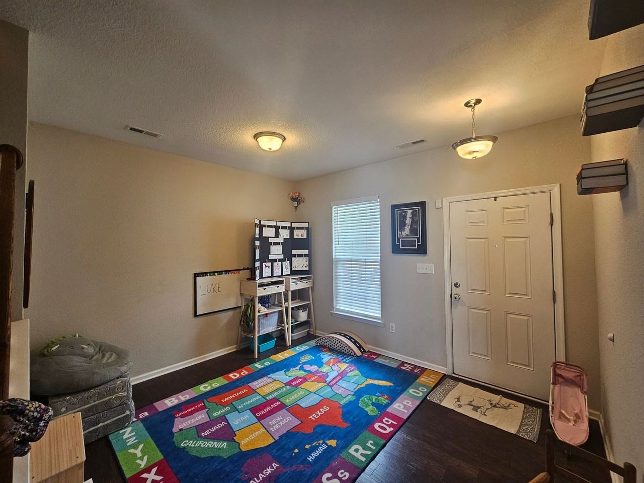 6017 Newington Pl - Photo 3 of 15