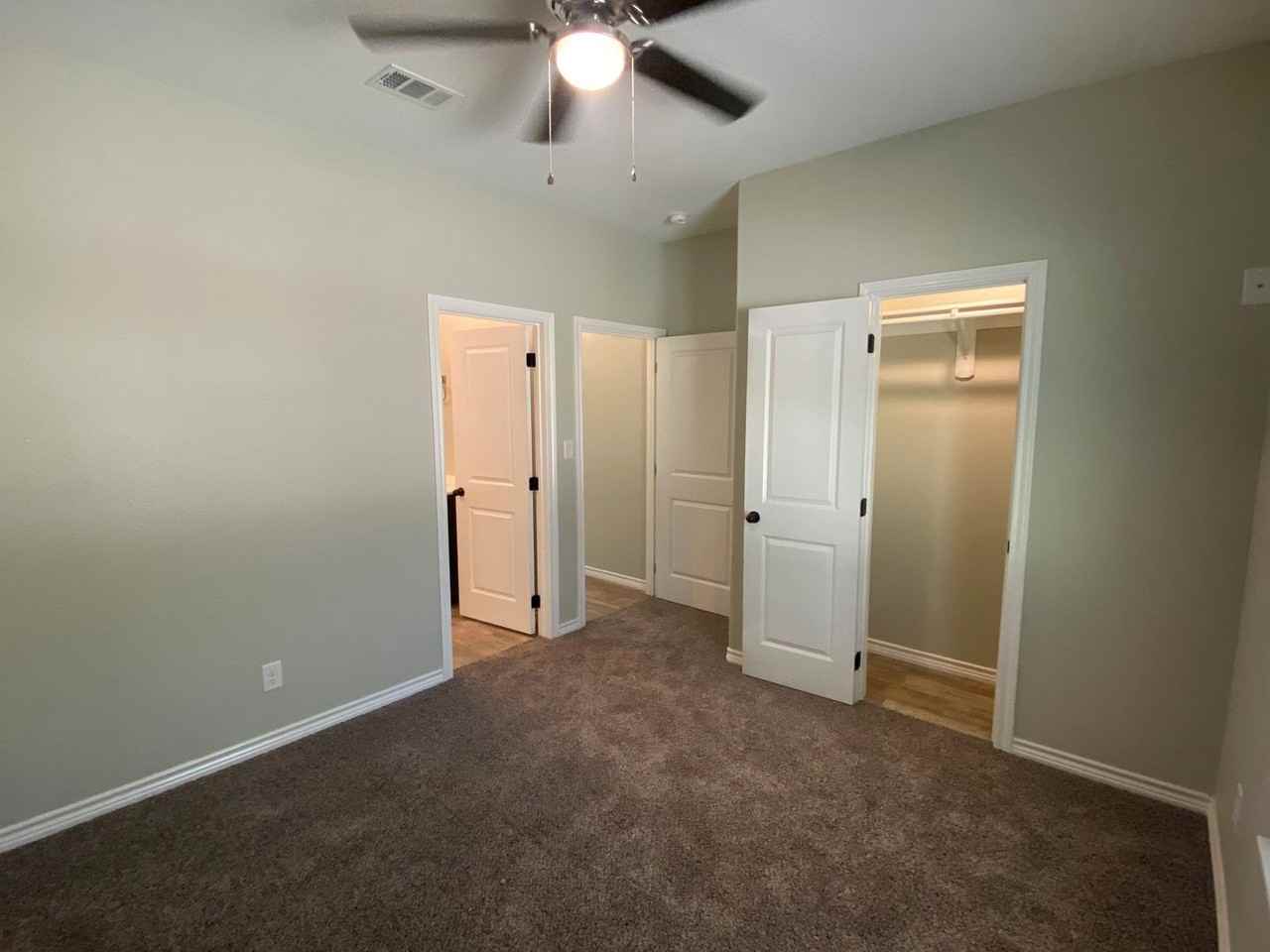 1812 Johnson Dr - Photo 6 of 14