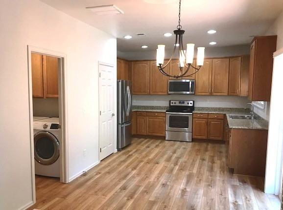 3657 Castle Peak Ave - Photo 3 of 27