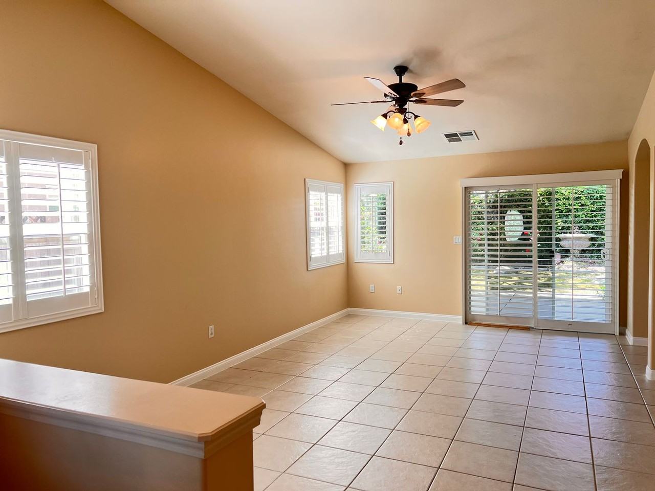 11904 Grecian Laurel Dr - Photo 2 of 17