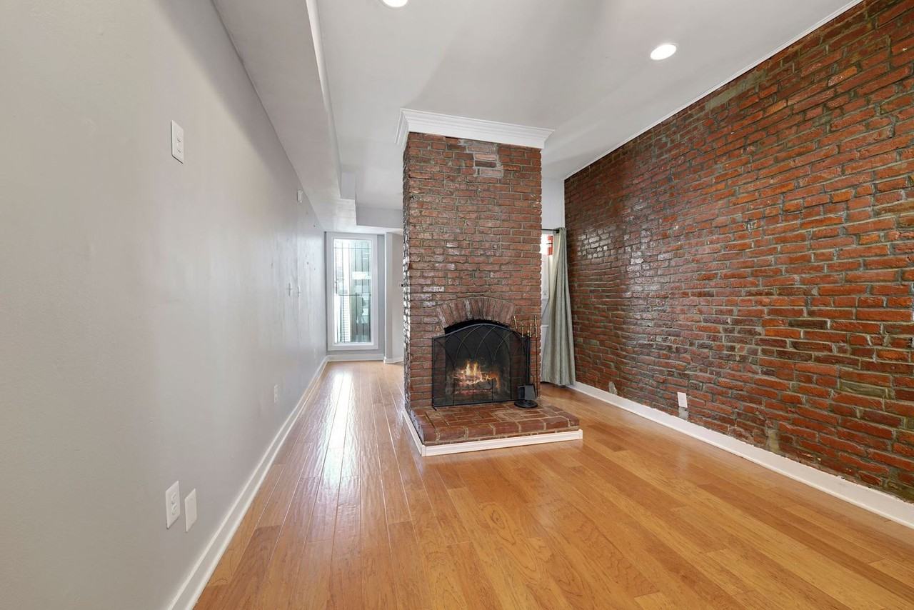 1255 Wylie St Ne - Photo 5 of 28