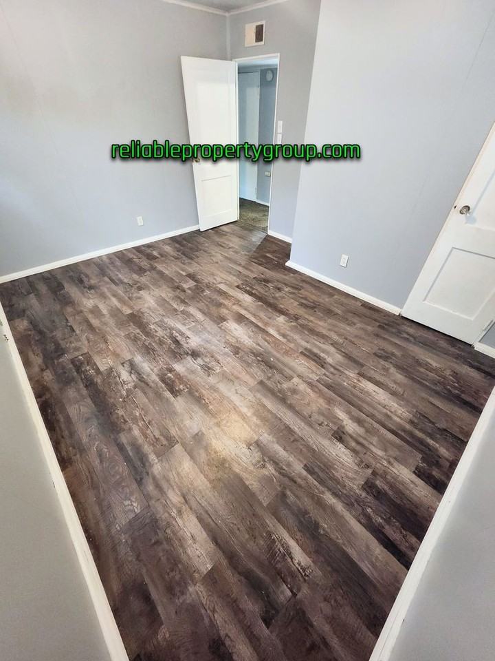 4721 Warsaw St - Photo 6 of 9