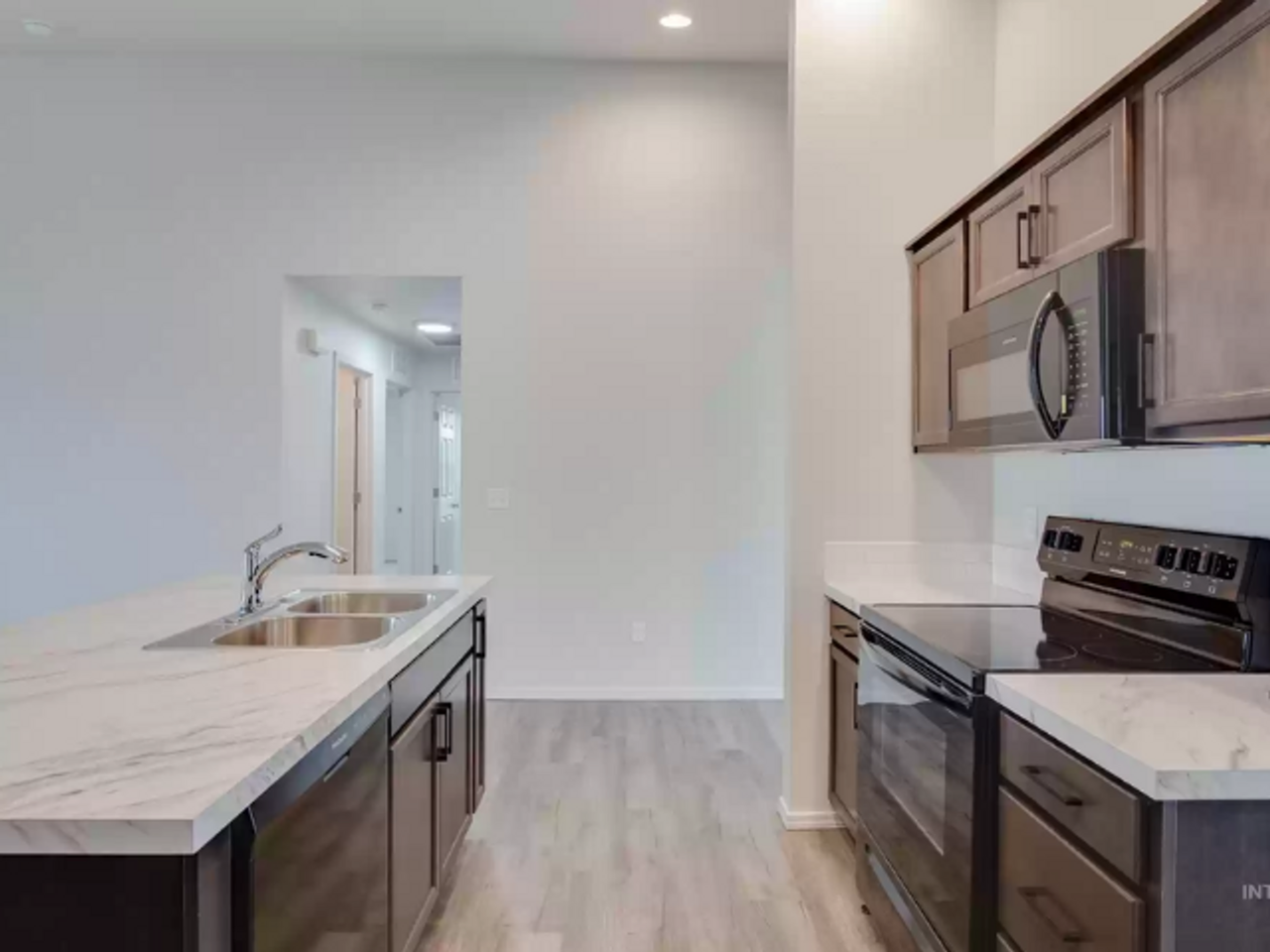2523 E Moon Eye Dr - Photo 5 of 24