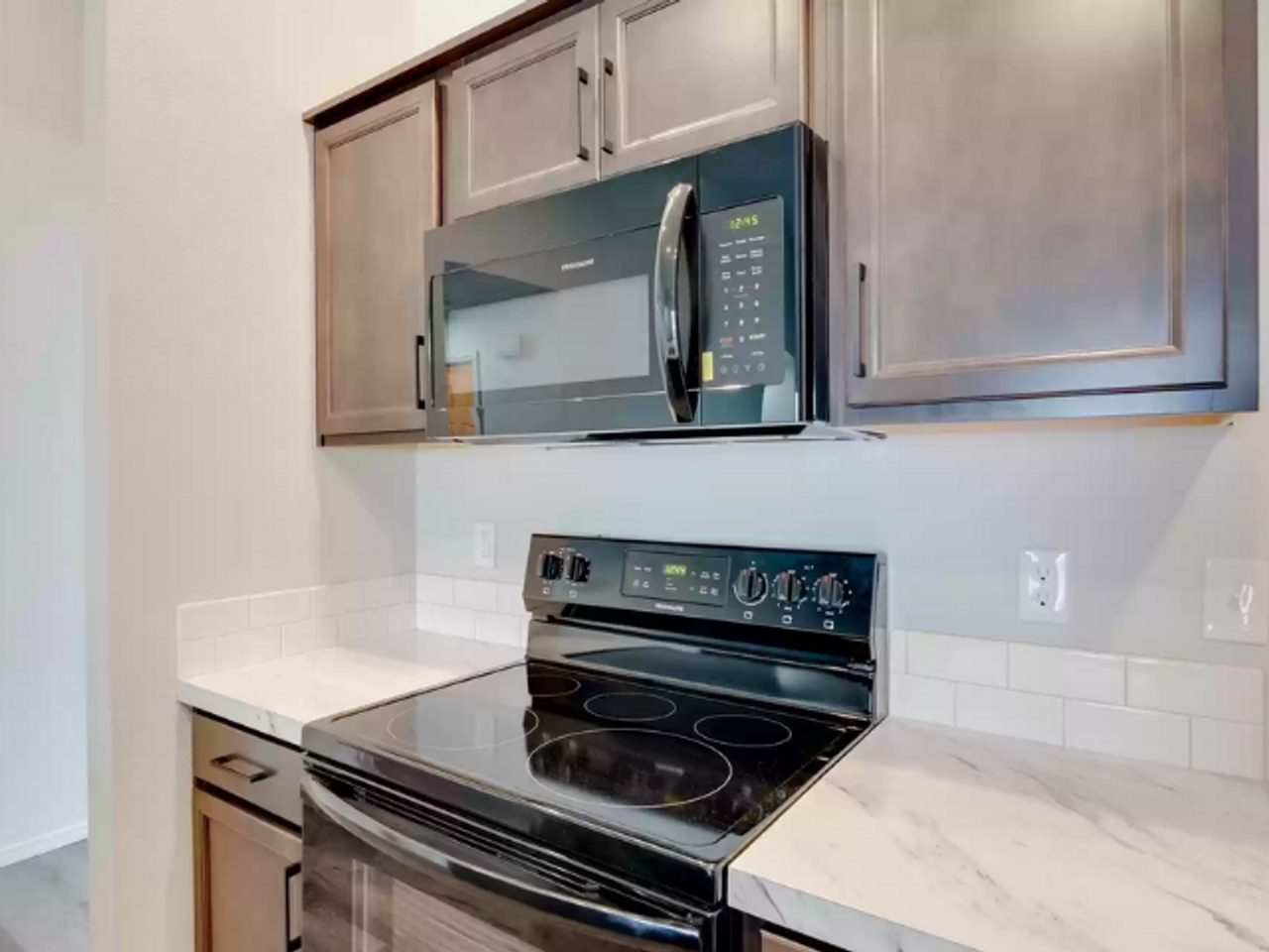 2523 E Moon Eye Dr - Photo 6 of 24