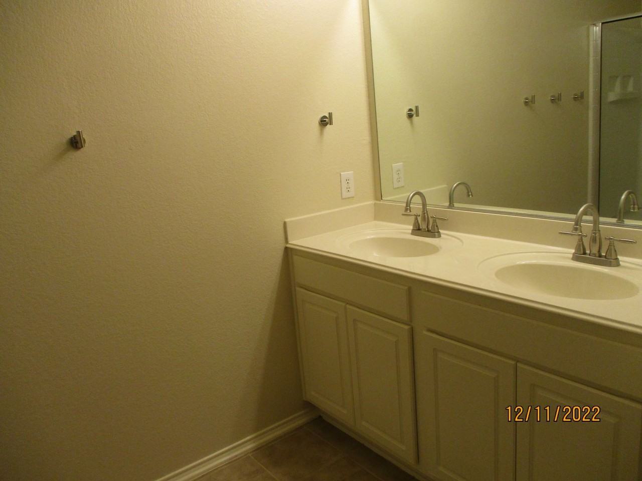 5144 Waterview Ct - Photo 5 of 50