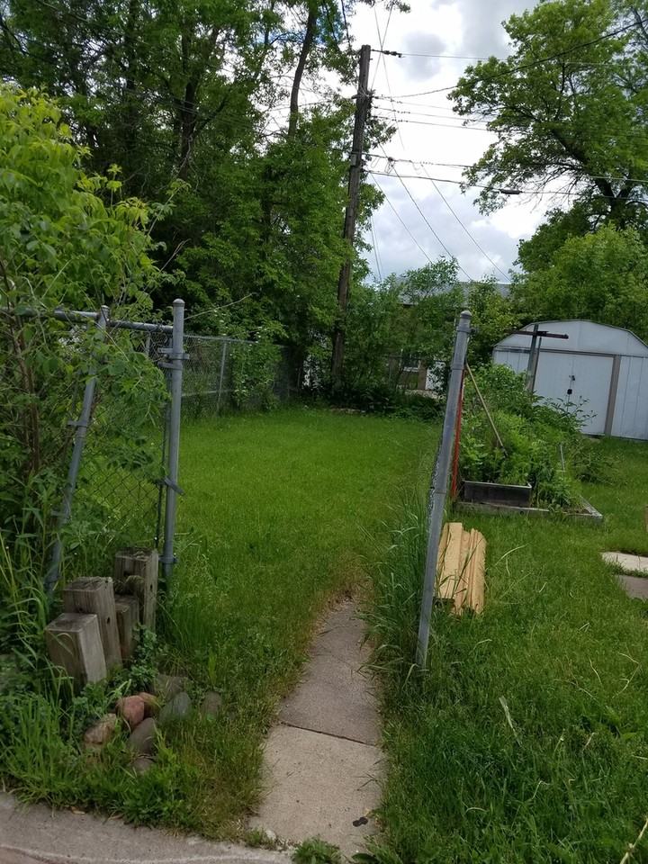 1471 90th Ave W - Photo 2 of 11