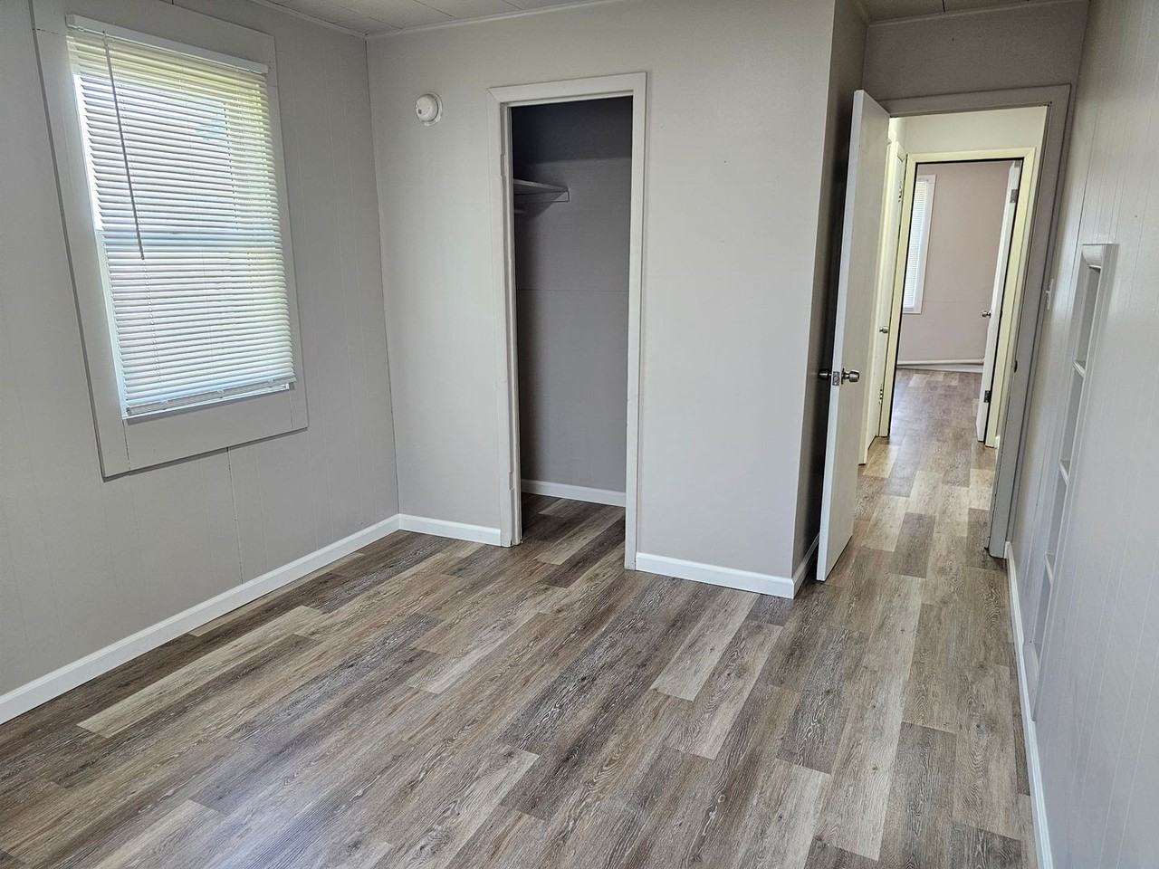 417 Wood Ave - Photo 5 of 16