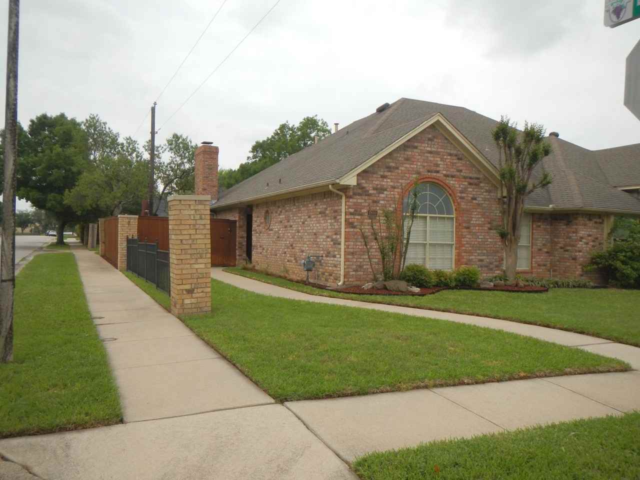 1801 Evergreen Ct - Photo 2 of 24