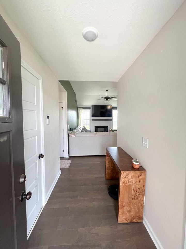 702 Gleason Dr - Photo 7 of 50
