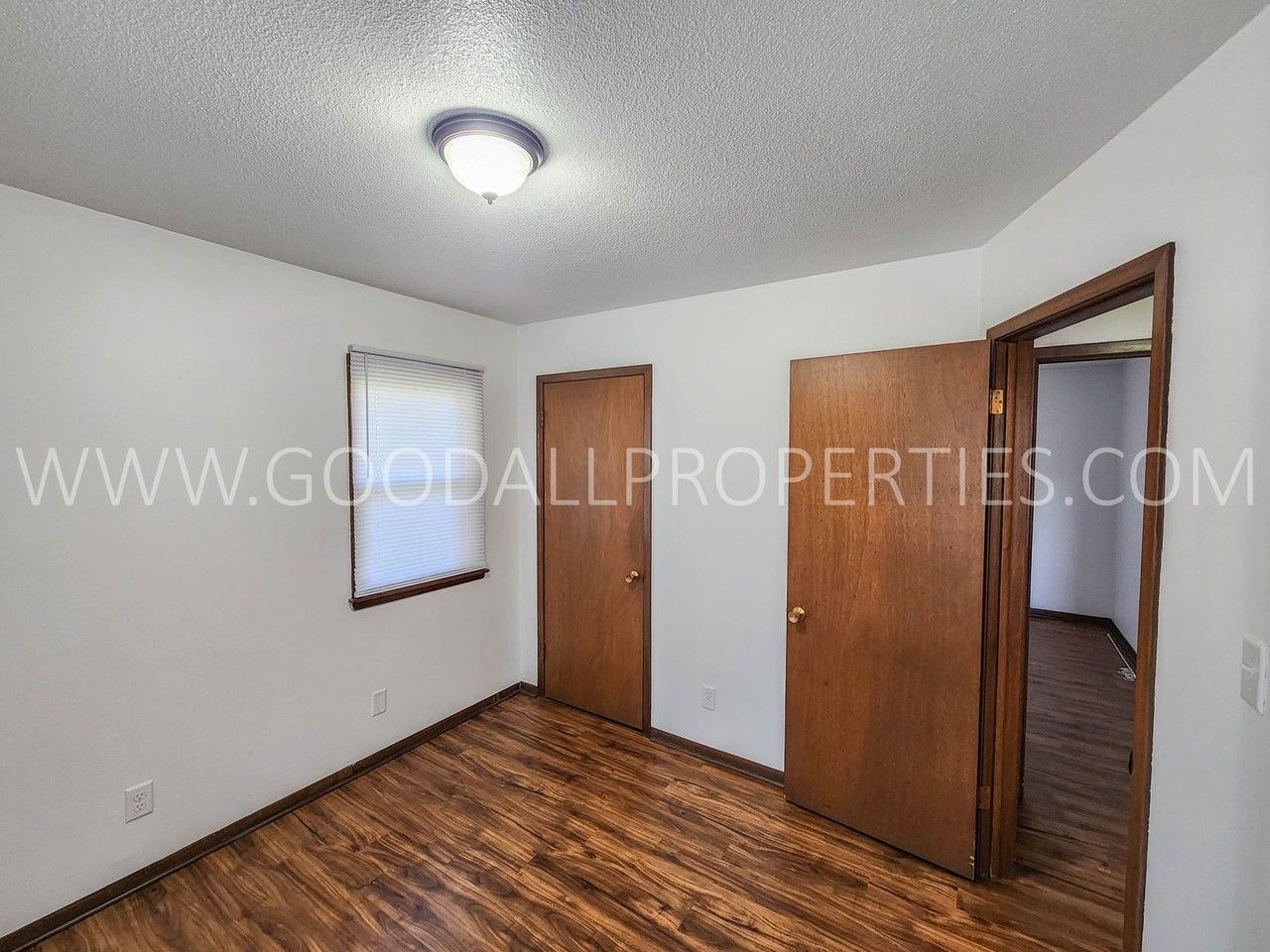 606 Main St - Photo 7 of 9
