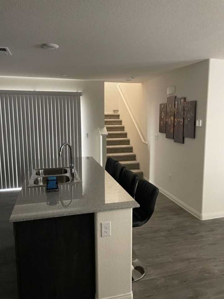 7005 Magenta Moon St - Photo 5 of 12