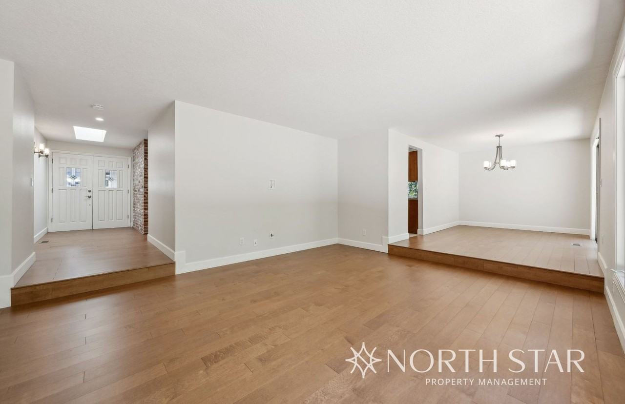 13831 Verte Ct - Photo 3 of 34