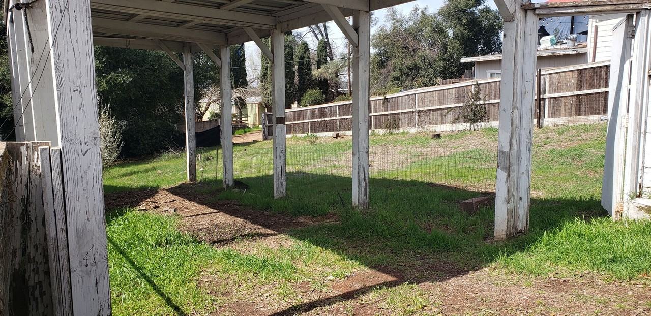 4103 Lansing Ave - Photo 2 of 19