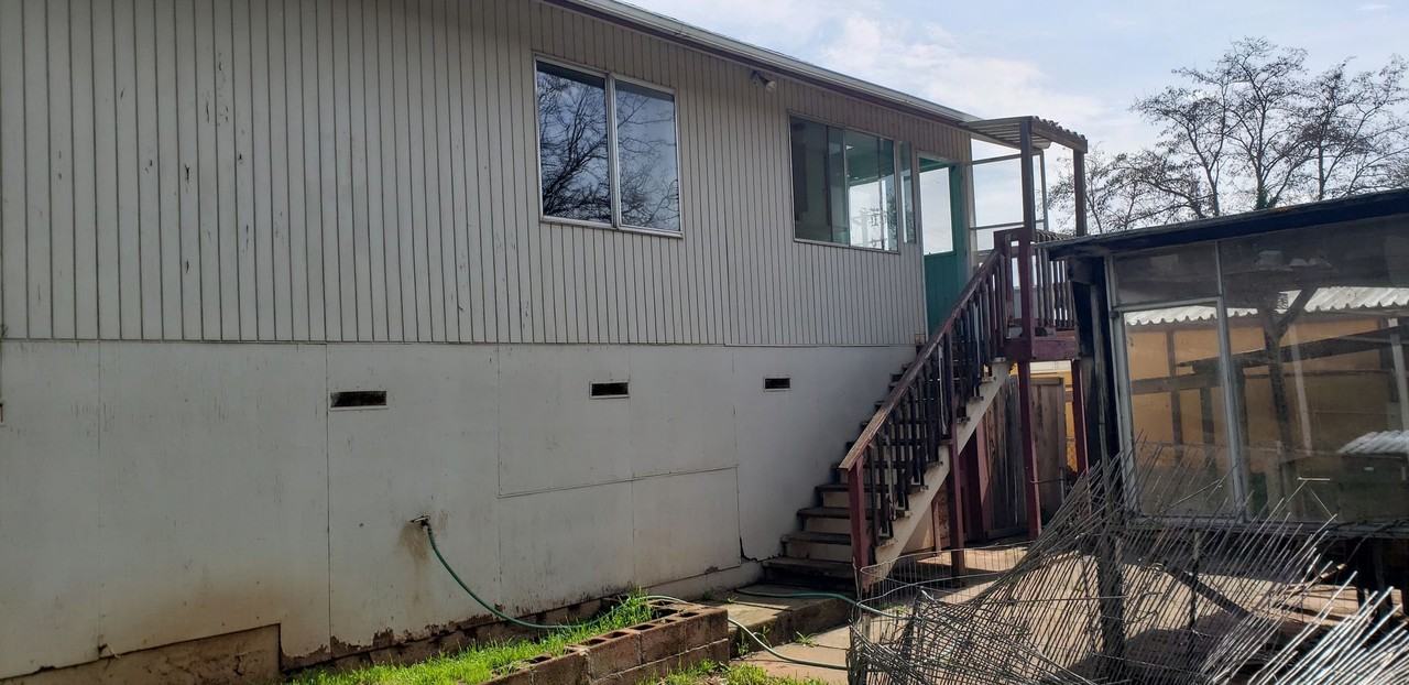 4103 Lansing Ave - Photo 3 of 19