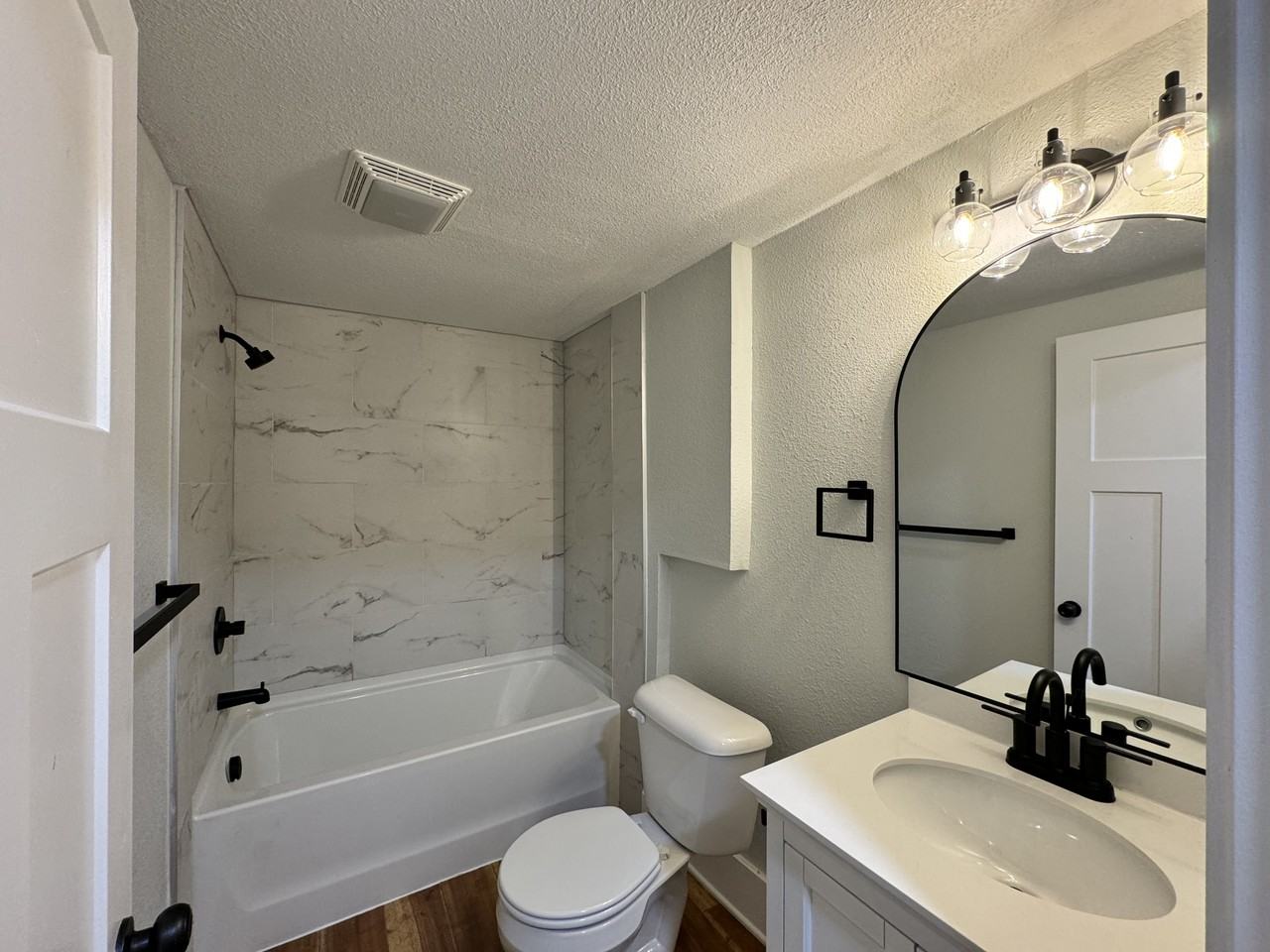 4801 University Ave - Photo 2 of 16
