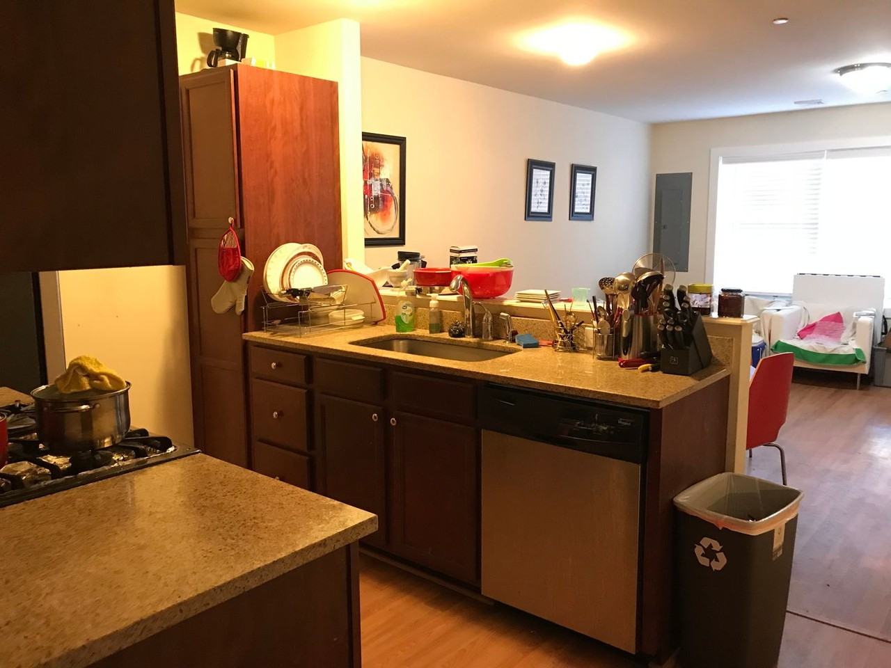 4306 Wallace St - Photo 4 of 6
