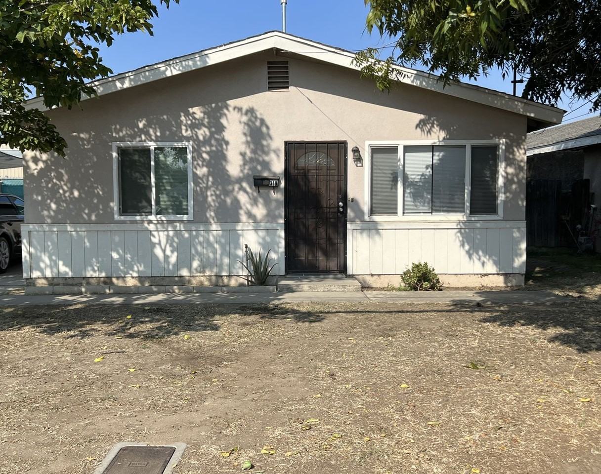 310 W Sweet Ave - Photo 2 of 13