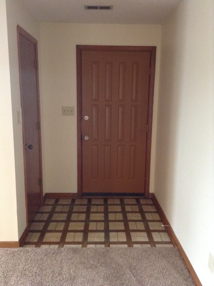 717 Ridgewood Dr - Photo 2 of 29
