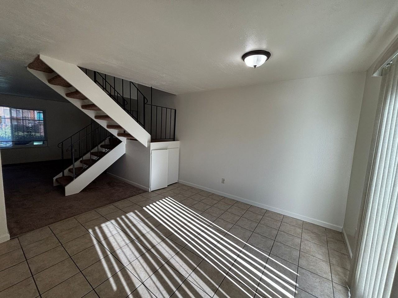 4196 Savannah Ln - Photo 6 of 24