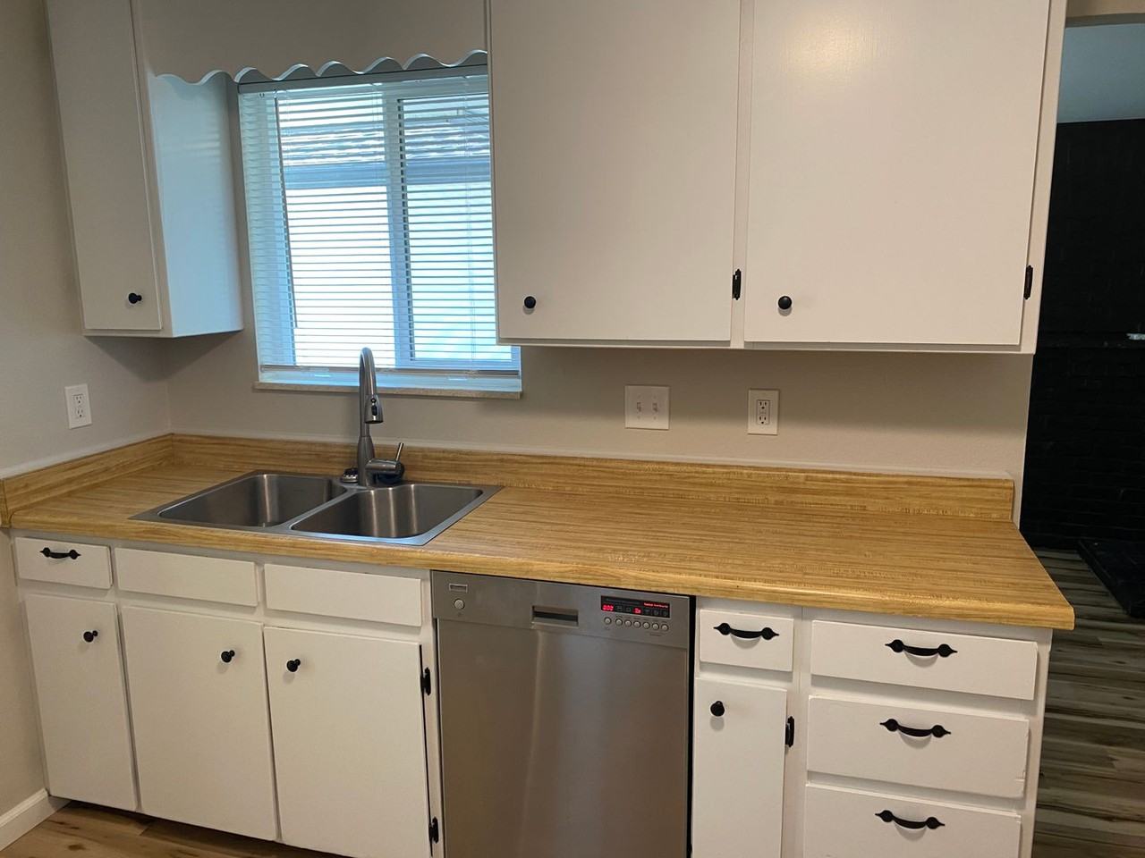 141 Dawson Pl - Photo 7 of 27