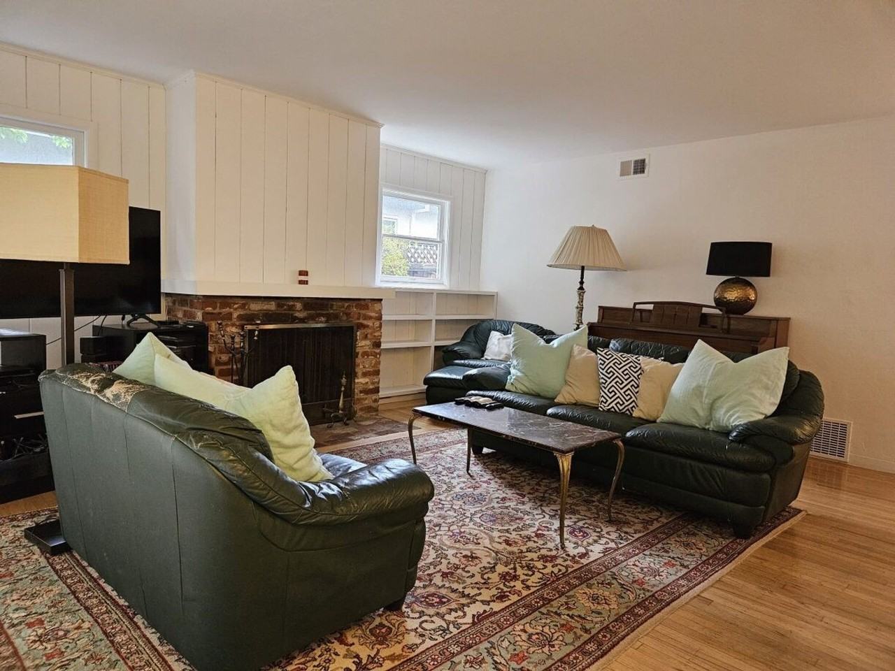 1635 El Camino Real - Photo 3 of 31