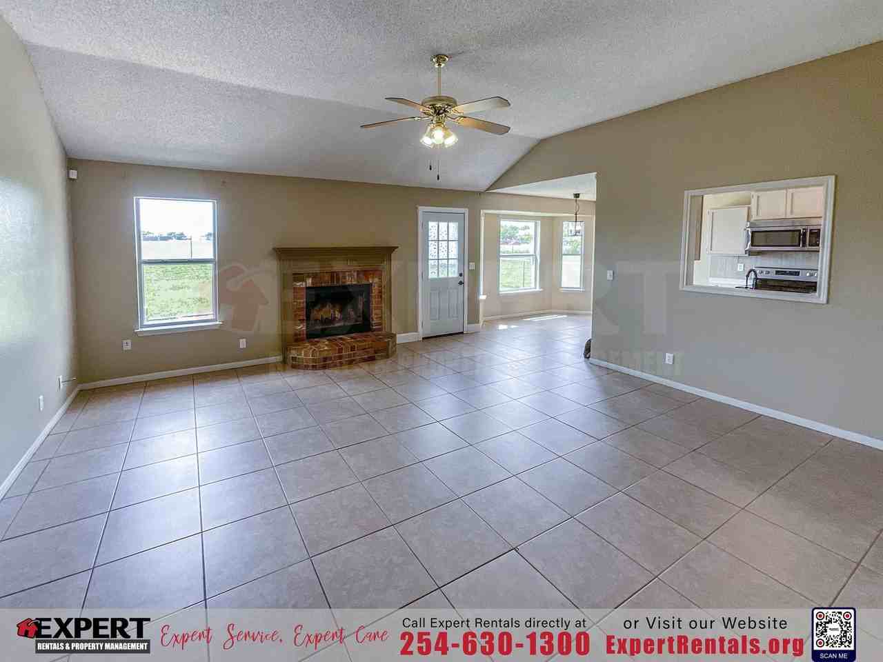 3507 Christie Dr - Photo 4 of 20