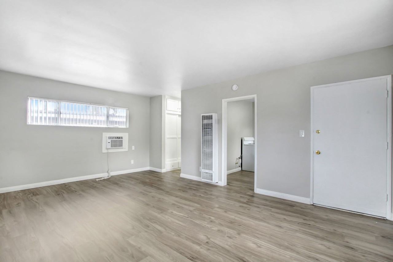 Potomac Apartments - Photo 5 of 21