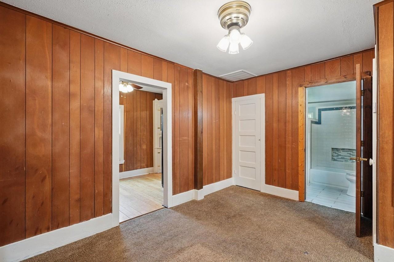 1102 S 15th St - Photo 4 of 29