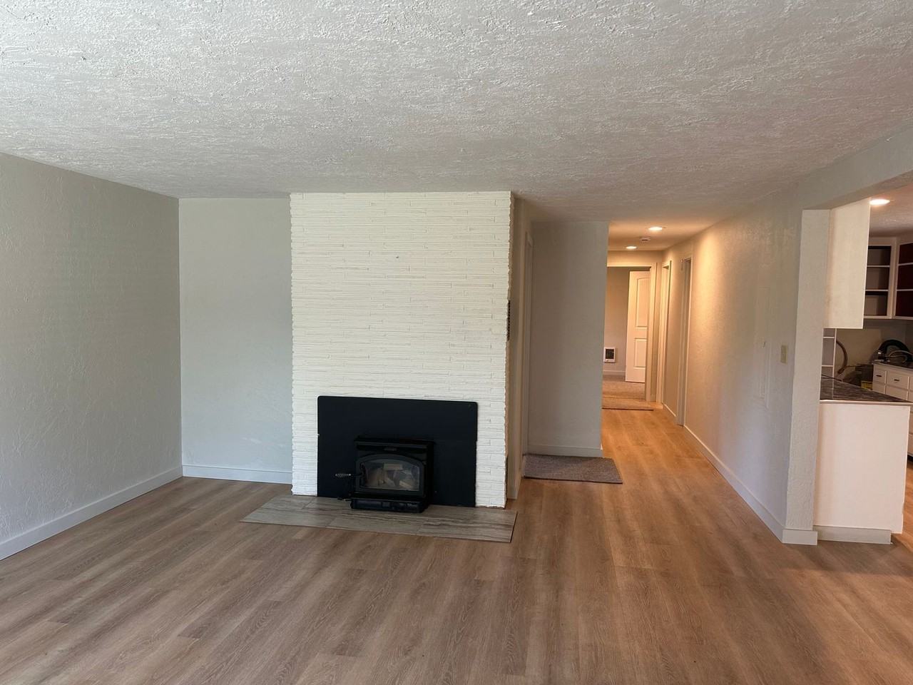 2805 Ferry St - Photo 3 of 35