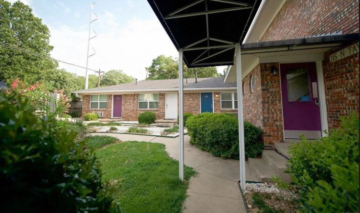 Midtown Suites 606 - Photo 2 of 7