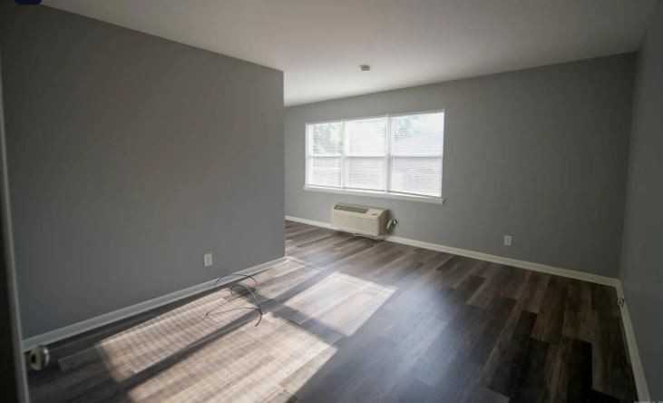 Midtown Suites 606 - Photo 4 of 7