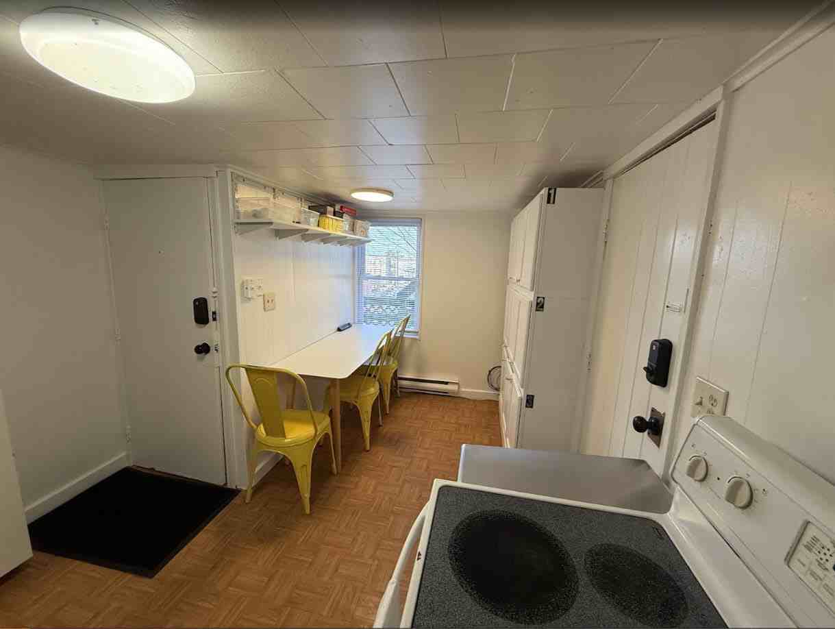 47 Oak Terrace #2 - Photo 3 of 12