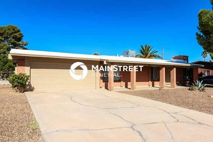 8049 E Manitoba Pl - Photo 3 of 16