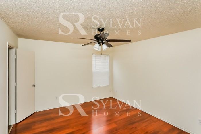 792 Lovern St - Photo 3 of 15