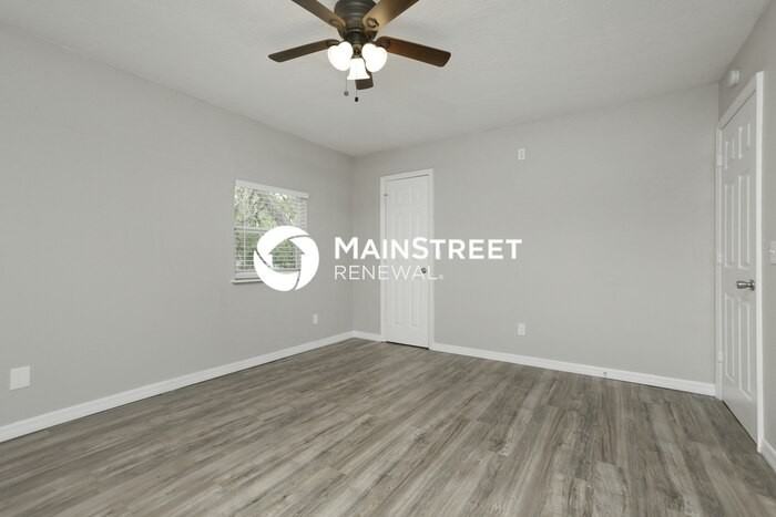 2001 Woodland Dr - Photo 3 of 16