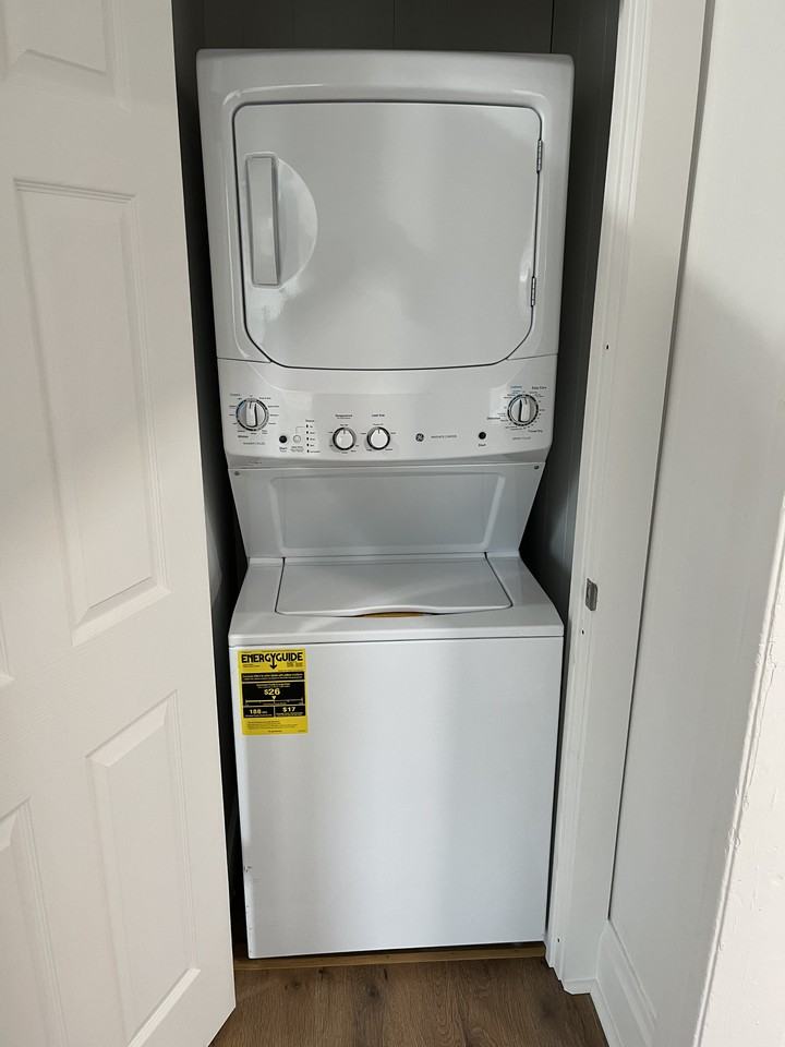 11 Sagamore St - Photo 3 of 11