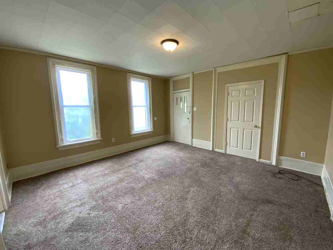 104 E 7th St #NA - Photo 2 of 17