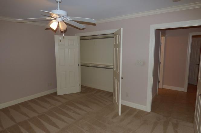 636 Saint James Pl #NA - Photo 3 of 20