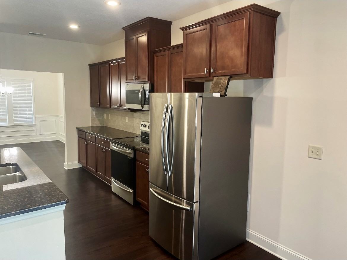 1212 Weatherford St #1241 - Photo 3 of 17