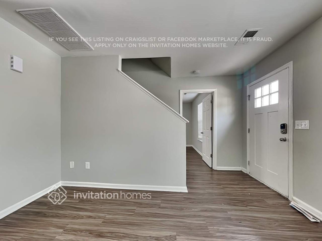 3548 Burkland Dr - Photo 4 of 18