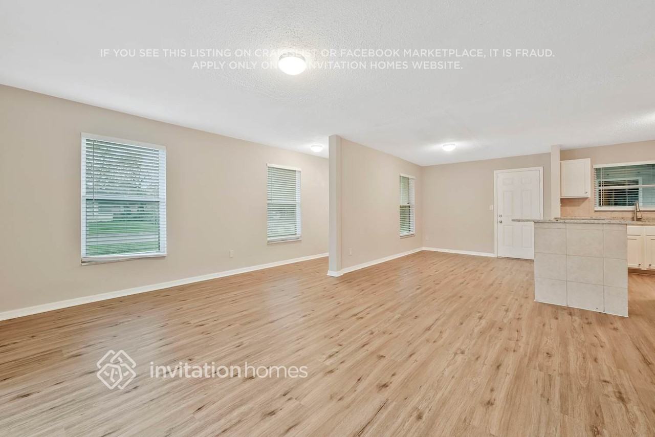 2748 Ravenall Ave - Photo 2 of 24