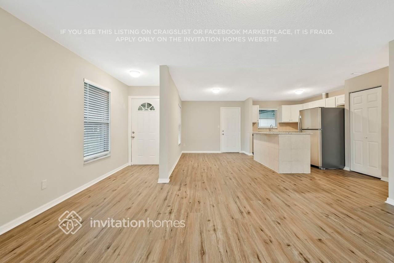 2748 Ravenall Ave - Photo 3 of 24