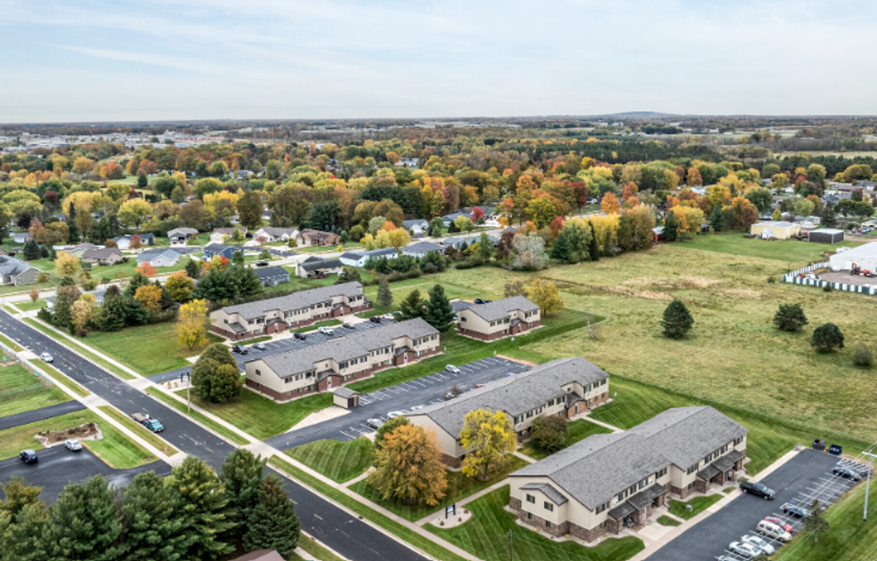 504 E 21st Street - Photo 2 of 31