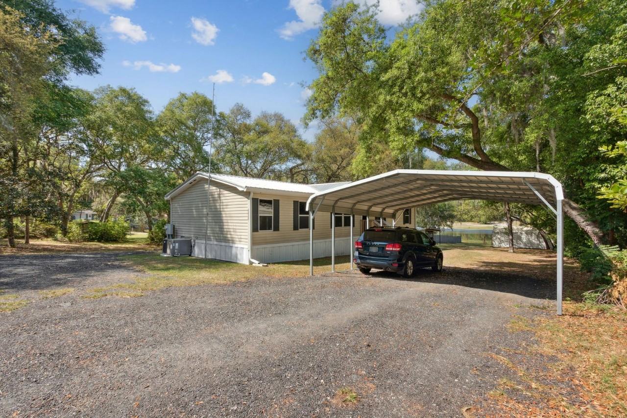 6830 Deer Springs Rd - Photo 2 of 20