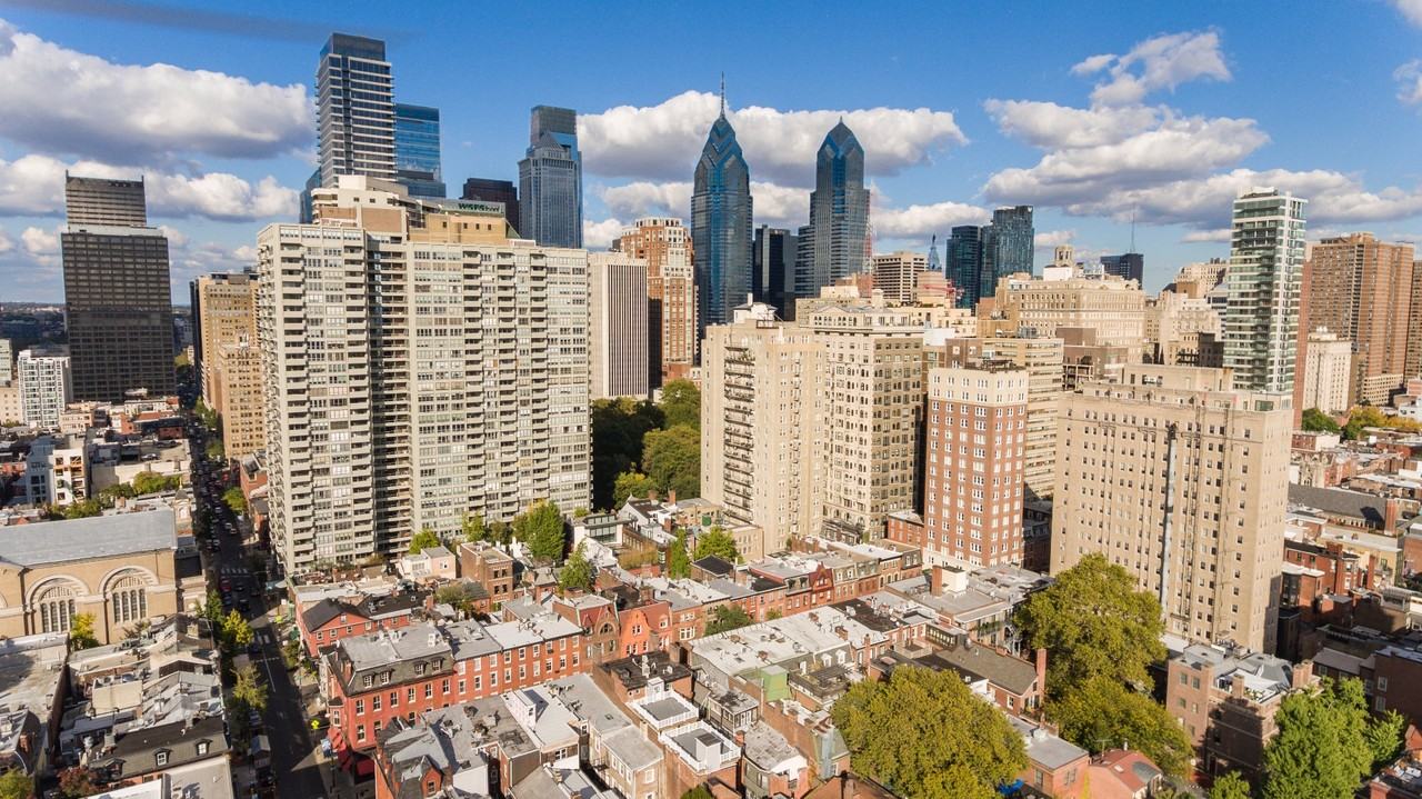 1924 Spruce Street - Photo 4 of 27