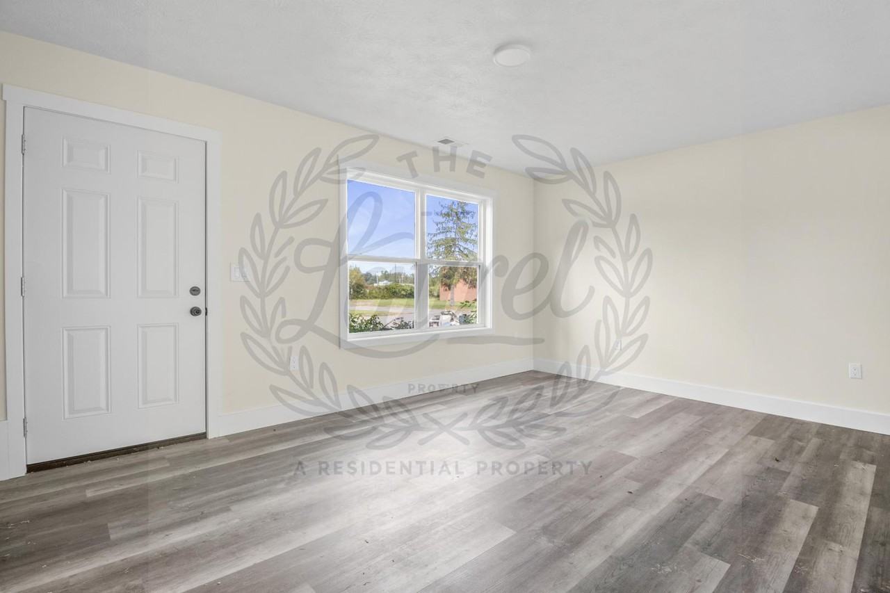 The Laurel - Photo 2 of 12