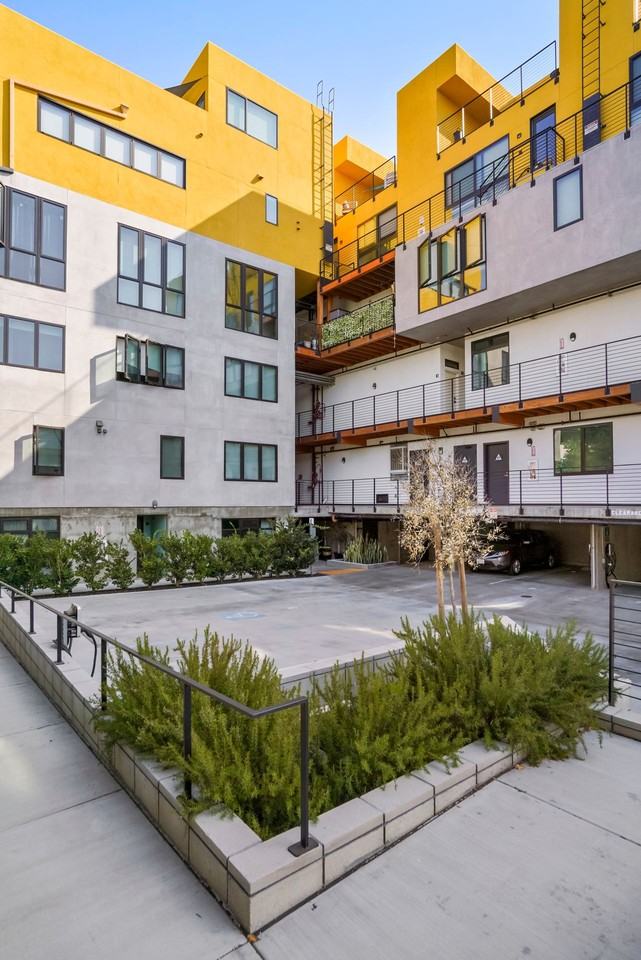 2995 B Street - Photo 2 of 6