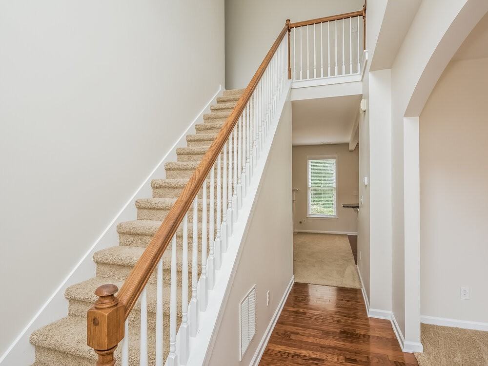 3067 Woodbridge Ln - Photo 2 of 18