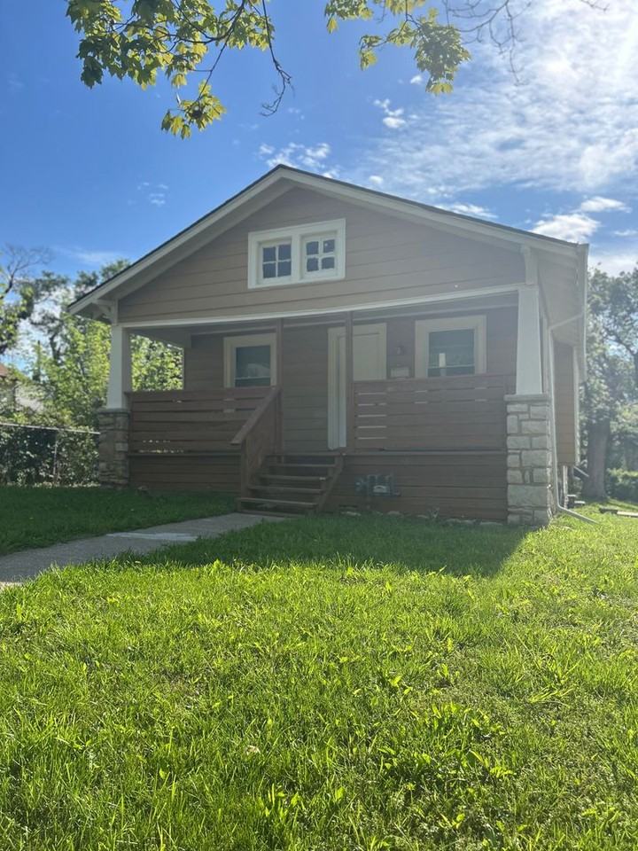 5045 Bellefontaine Ave - Photo 2 of 13