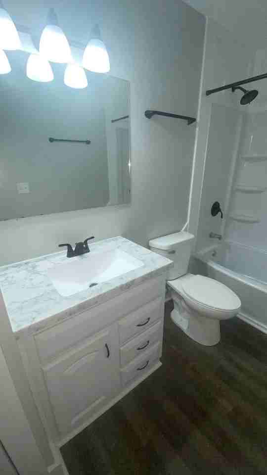 3245 Summerhill Ln - Photo 4 of 21